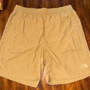 Men’s North Face shorts